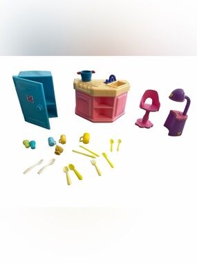 21 Piece Polly Pocket Accessory Set